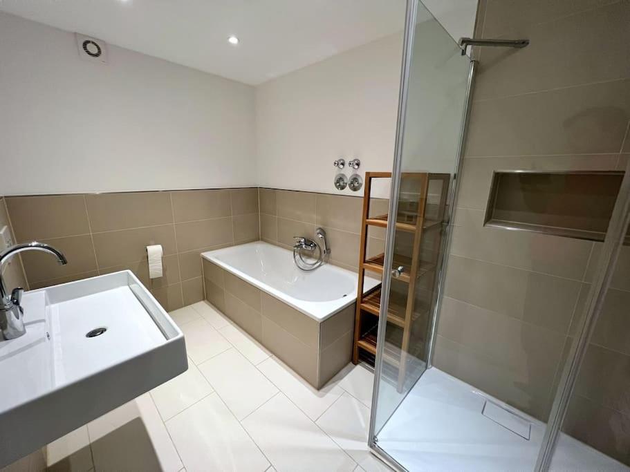 Appartement Garten-ferienwohnung Seppi Tutzing